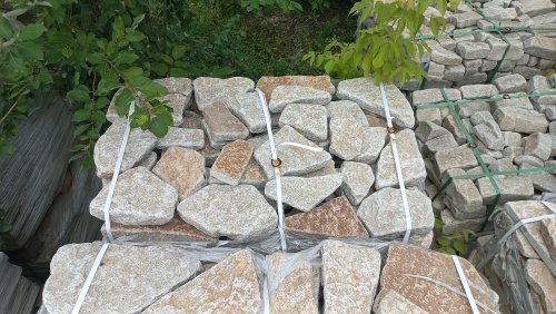 Гранитный плитняк галтованный для парковки купить в Смоленской области