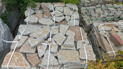 Плитняк гранитный галтованный купить в Смоленской области