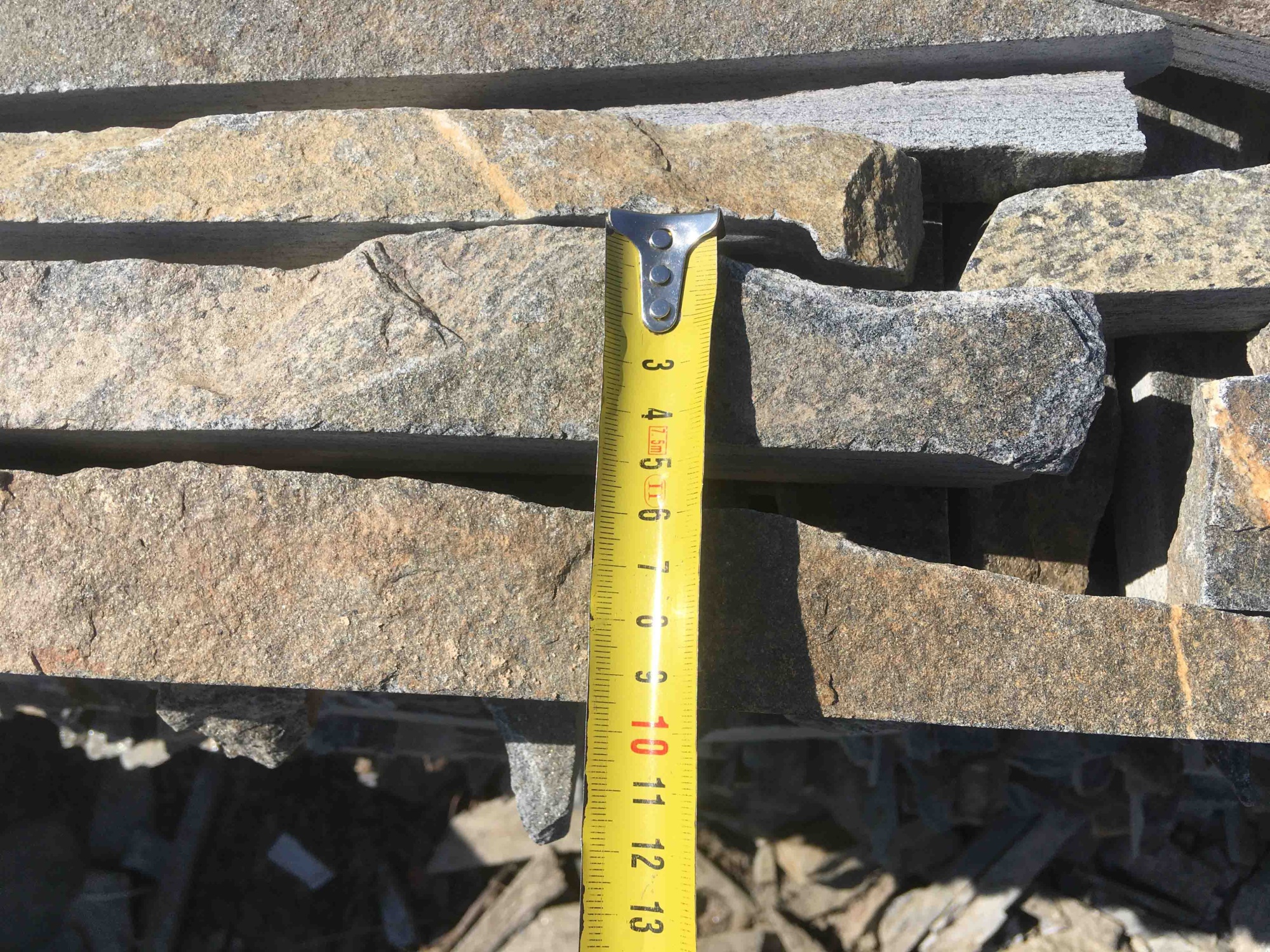 Горбушка златолит мультиколор для облицовки купить в Смоленской области