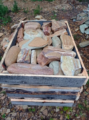 Златолит жёлтый, жёлто-зелёный глыбки и валуны для ланшафтного дизайна купить в Смоленской области