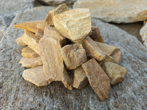 Златолит жёлтый декоративная каменная крошка купить в Смоленской области