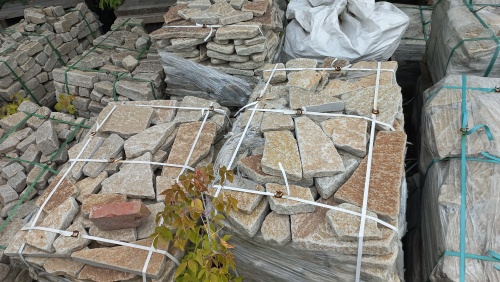 Гранитный плитняк галтованный для парковки купить в Смоленской области