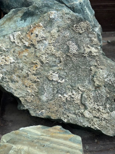 Ландшафтные глыбы зелёные 200-500 килограмм купить в Смоленской области