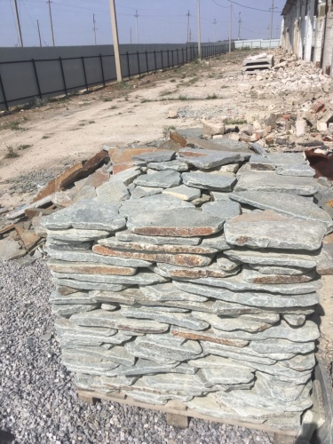 Златолит серебристый галтованный для лестниц купить в Смоленской области